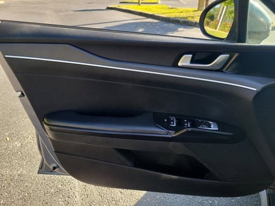 2023 Kia K5 LXS