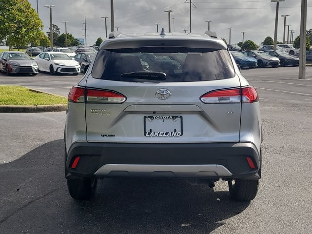 2024 Toyota Corolla Cross LE