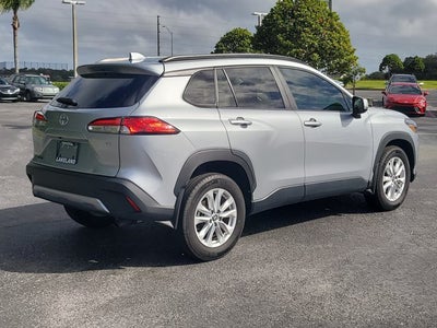 2024 Toyota Corolla Cross LE