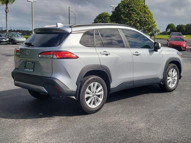 2024 Toyota Corolla Cross LE