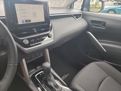 2025 Toyota Corolla Cross LE