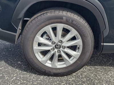 2025 Toyota Corolla Cross LE