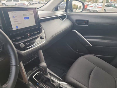 2025 Toyota Corolla Cross LE