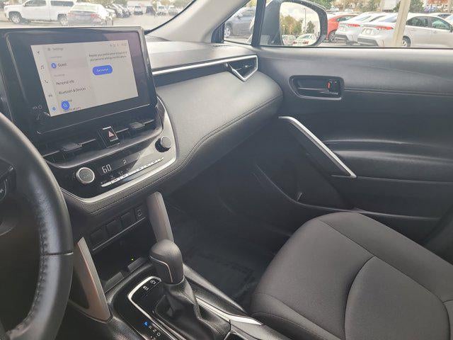 2025 Toyota Corolla Cross LE