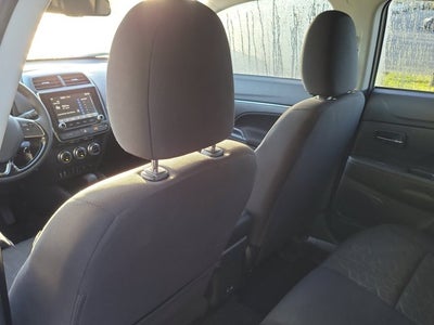 2025 Mitsubishi Outlander Sport LE
