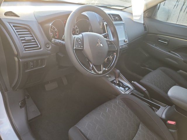 2025 Mitsubishi Outlander Sport LE