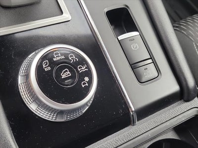 2024 Mitsubishi Outlander ES