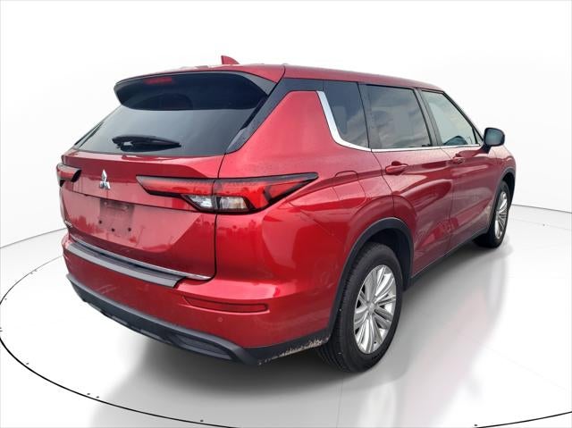 2024 Mitsubishi Outlander ES