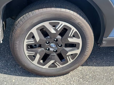2025 Subaru Forester Base