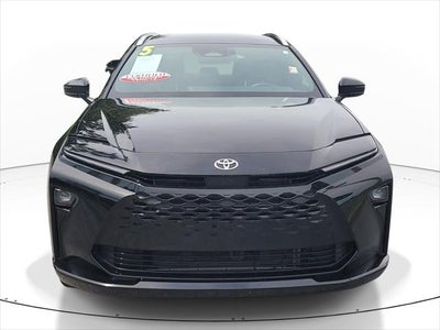 2025 Toyota Toyota Crown Signia XLE