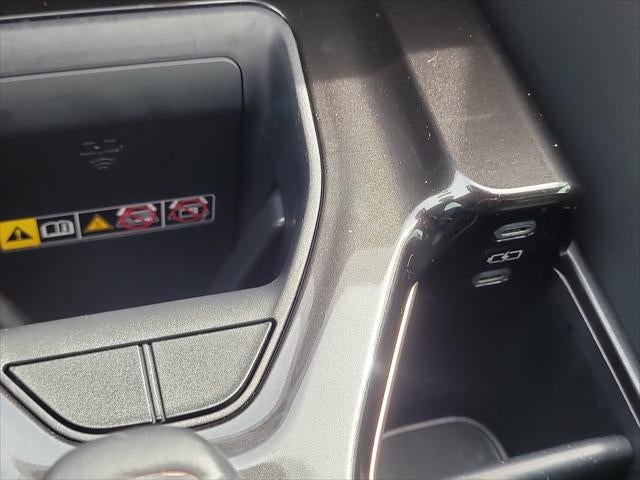 2025 Toyota Toyota Crown Signia Limited