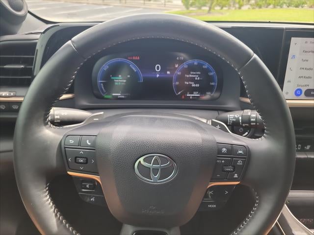 2025 Toyota Toyota Crown Signia Limited
