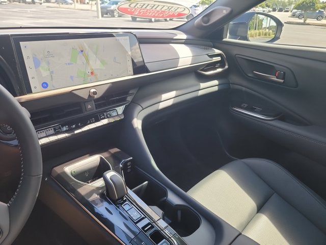 2026 Toyota Toyota Crown Signia Limited