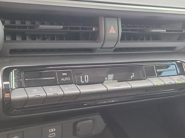 2023 Toyota Prius LE