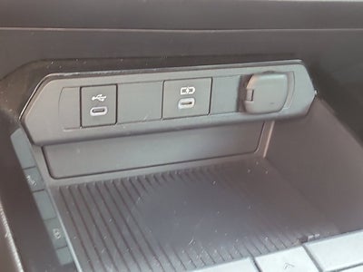 2023 Toyota Prius LE