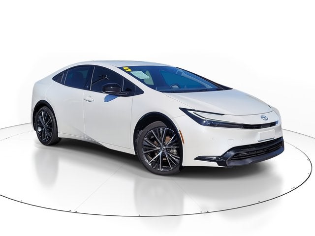 2025 Toyota PRIUS XLE