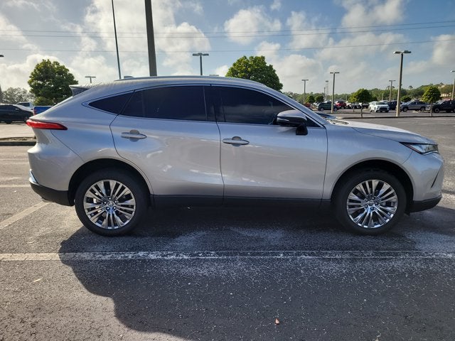 2023 Toyota Venza LE