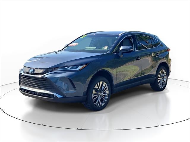 2023 Toyota Venza XLE