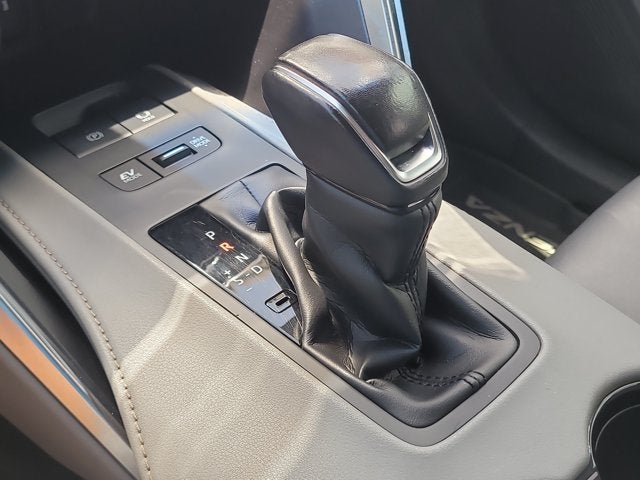 2021 Toyota Venza LE