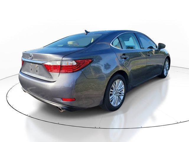 2013 Lexus ES 350 4dr Sdn
