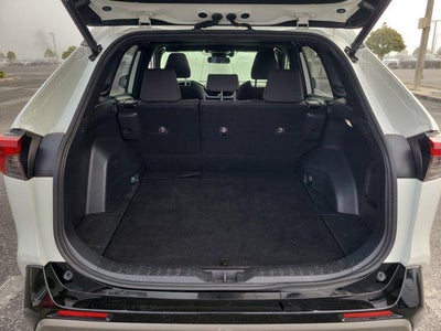 2022 Toyota RAV4 HYBRID Hybrid SE