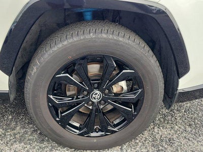 2022 Toyota RAV4 HYBRID Hybrid SE
