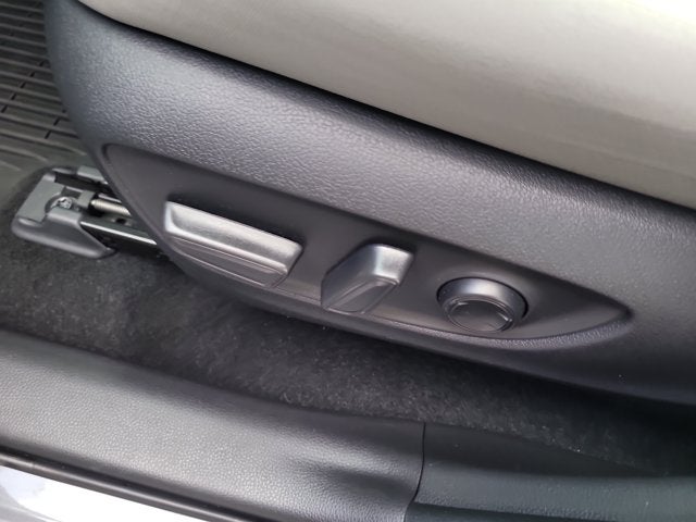 2025 Toyota RAV4 Hybrid Hybrid XLE