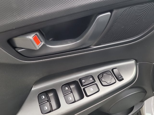2022 Hyundai Kona SE