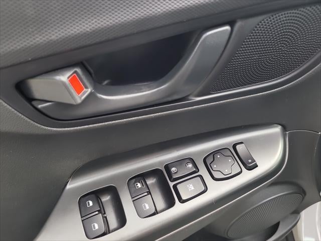 2022 Hyundai Kona SE