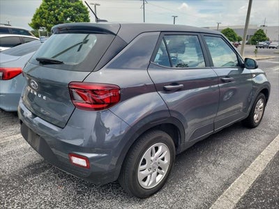 2025 Hyundai Venue SE