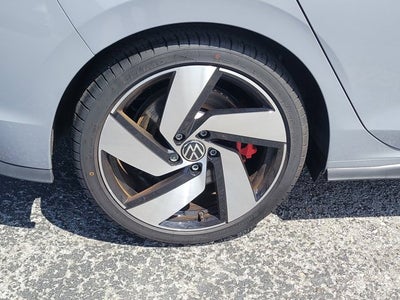 2024 Volkswagen Golf GTI S