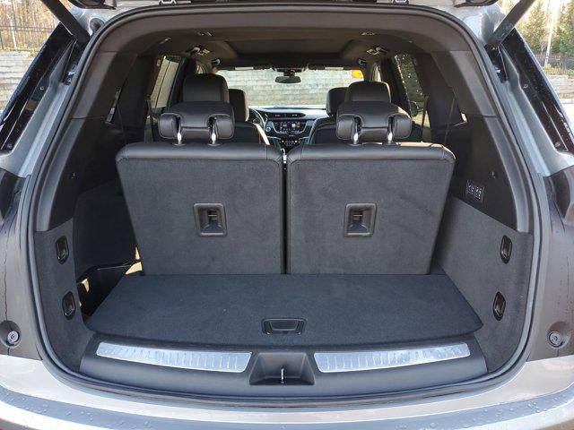 2025 Cadillac XT6 FWD Premium Luxury