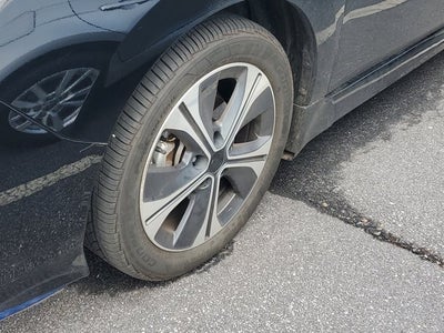 2022 Nissan LEAF SL PLUS