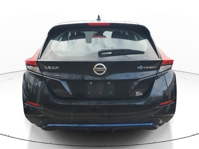 2022 Nissan LEAF SL PLUS