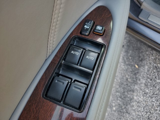 2009 Toyota Avalon XL