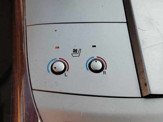 2009 Toyota Avalon XL