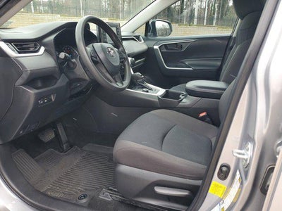 2022 Toyota RAV4 Hybrid LE