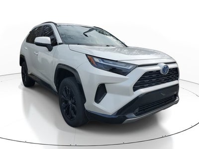 2022 Toyota RAV4 Hybrid SE