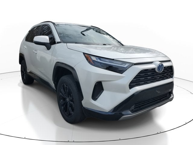 2022 Toyota RAV4 Hybrid SE