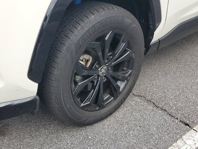 2022 Toyota RAV4 Hybrid SE