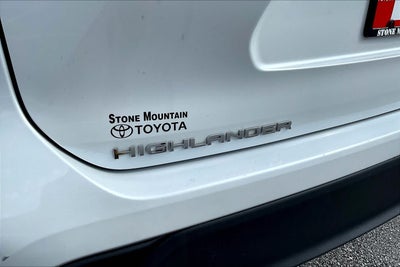 2022 Toyota Highlander Hybrid Bronze Edition