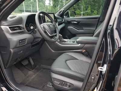 2026 Toyota Highlander XLE