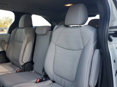 2025 Toyota Sienna LE