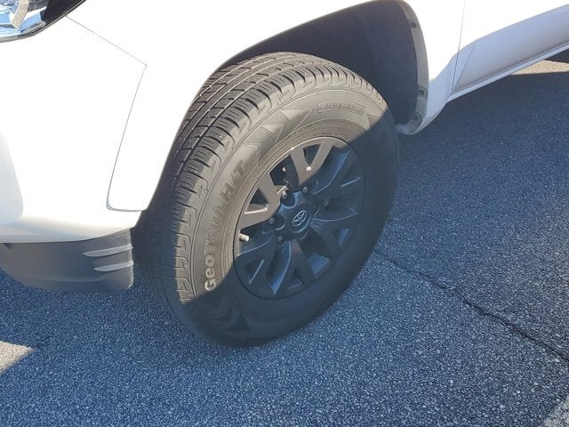 2021 Toyota Tacoma 2WD SR5