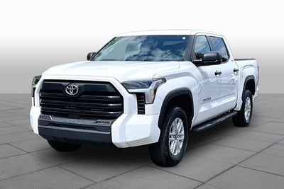 2025 Toyota Tundra 4WD SR5