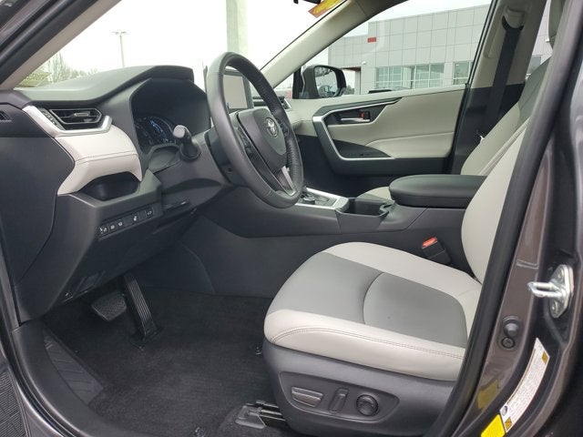 2024 Toyota RAV4 Hybrid XLE Premium