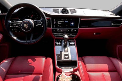 2023 Porsche Macan T