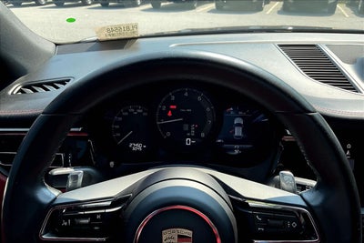 2023 Porsche Macan T