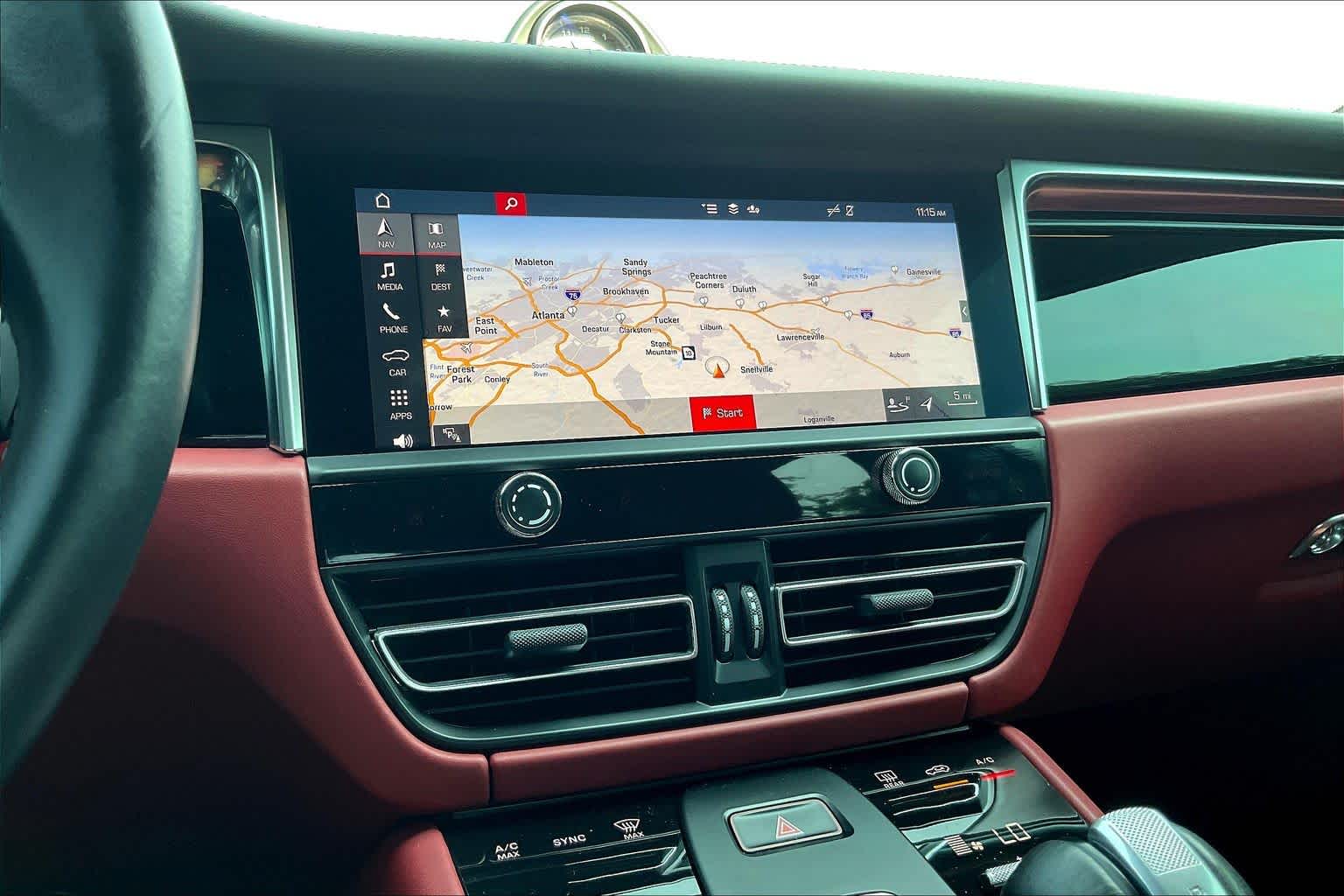 2023 Porsche Macan T