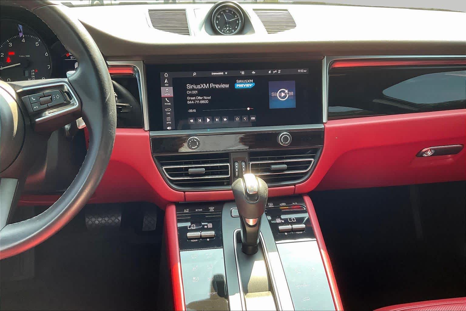2023 Porsche Macan T
